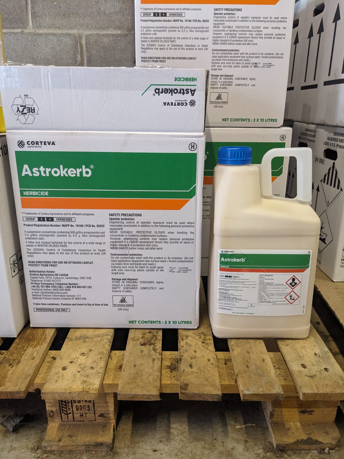 Astrokerb bottle and packaging